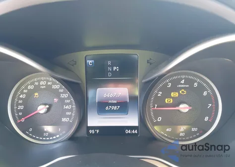 2016 Mercedes-Benz C 300 Luxury/Sport из США, поврежденный, VIN 55SWF4JB3GU158343